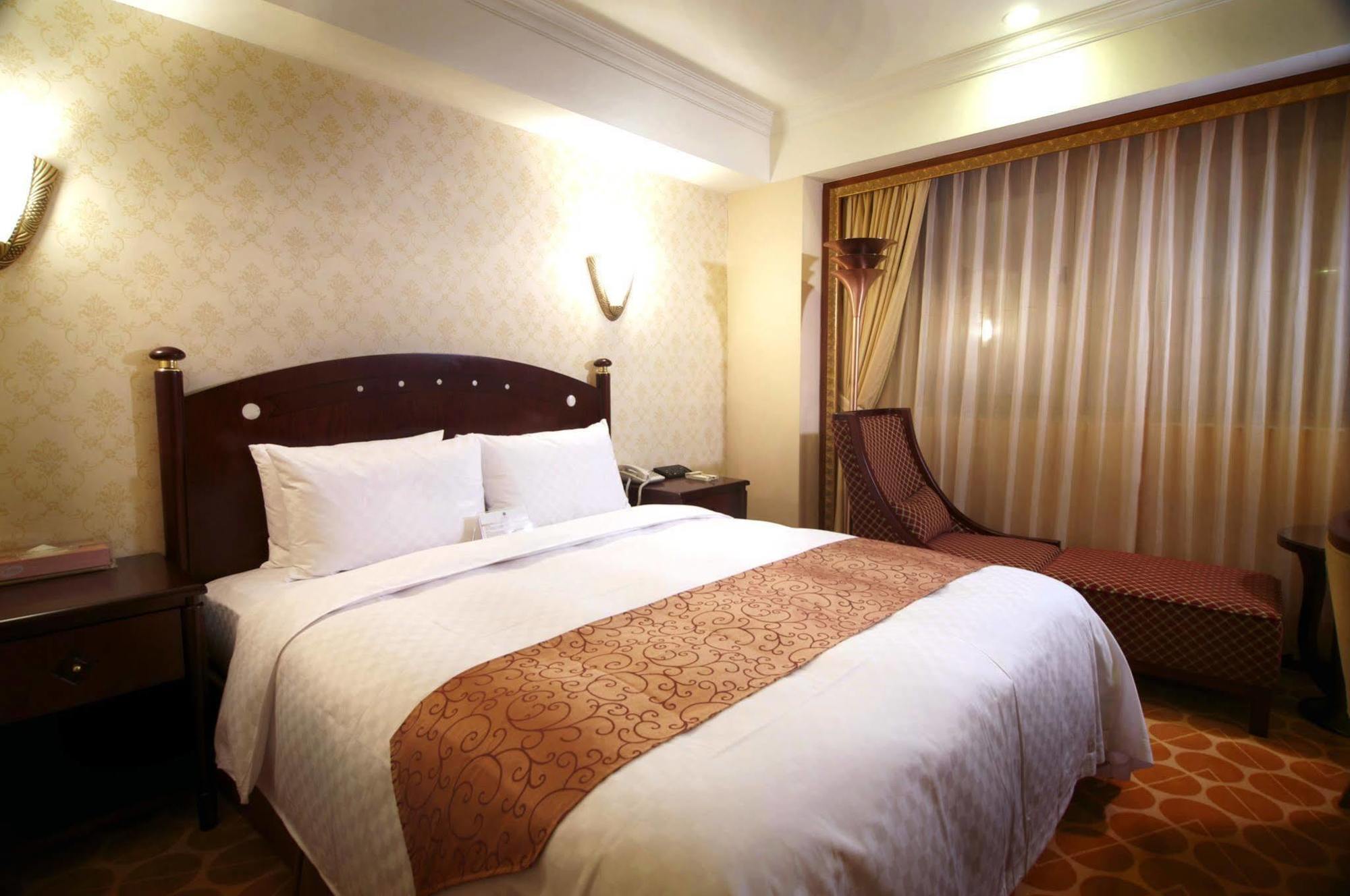 Royal Palace Hotel Taipei Eksteriør bilde